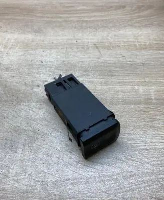 Audi A3 S3 8L Windscreen/window heater switch 8L0941503A