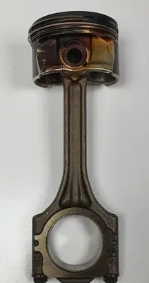 Volkswagen Polo V 6R Piston with connecting rod CBZ
