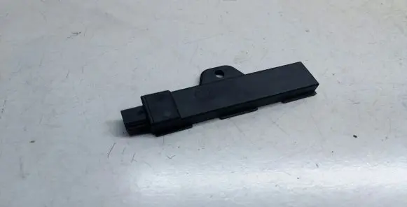 BMW 5 GT F07 Aerial antenna filter 9220832 65209220832