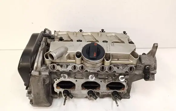 Audi Q7 4L Engine head 06E103403M