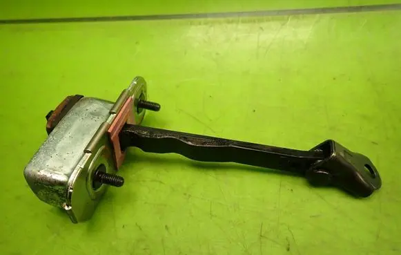 Hyundai i30 Front door check strap stopper 
