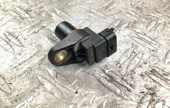 Mercedes-Benz Vito Viano W639 Camshaft position sensor A0051531328