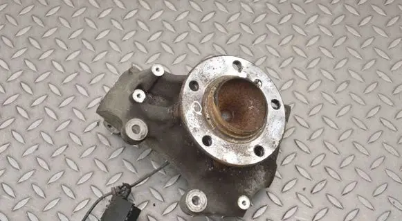 BMW 2 F22 F23 Front wheel hub