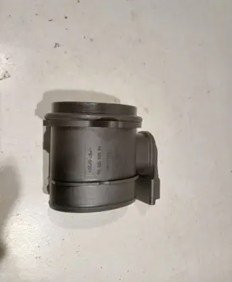 Peugeot 407 Mass air flow meter 9650010780