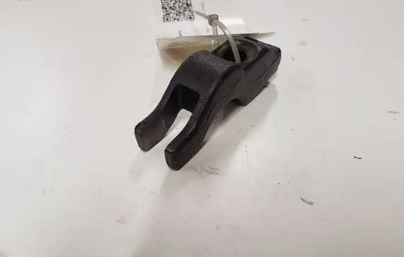 Opel Astra H Fuel Injector clamp holder
