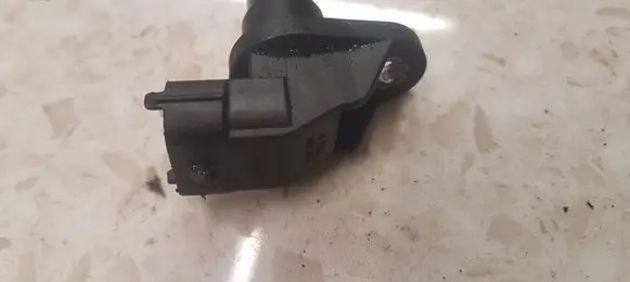Volvo S60 Crankshaft speed sensor 8631533