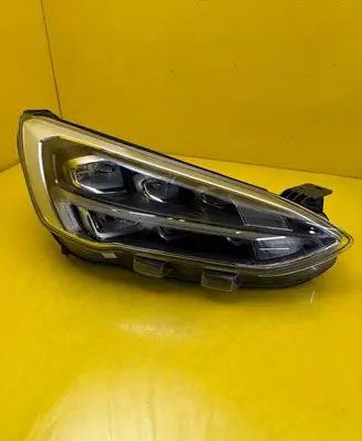 Ford Focus Headlight/headlamp JX7B13E014AE