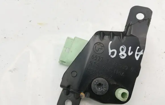 BMW X3 E83 Airbag deployment crash/impact sensor 657734185390