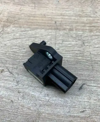 Volkswagen PASSAT B7 Airbag deployment crash/impact sensor 5N0959351