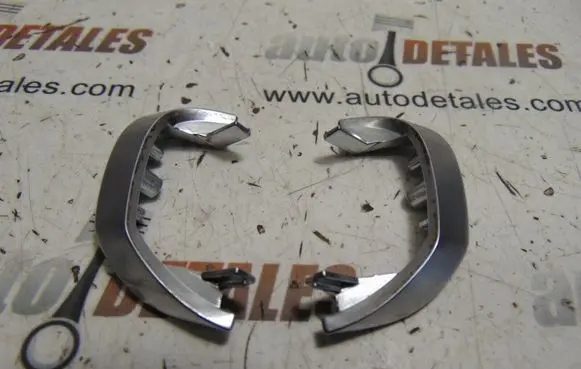 Mercedes-Benz E W212 Steering wheel trim 