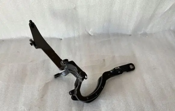 BMW 5 F10 F11 Tailgate/trunk/boot hinge 7206640