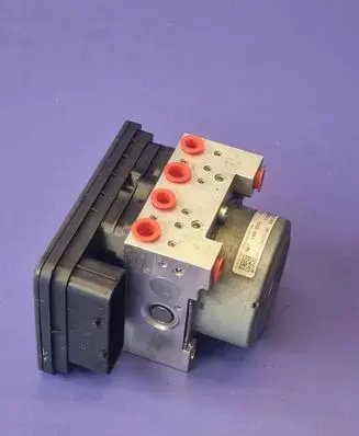 Mini One - Cooper R56 ABS Pump 6885278 6885277