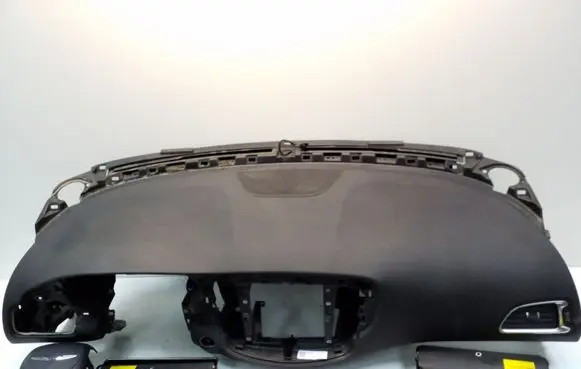 Chrysler 200 Dashboard UFLIPXXX1528800575C 68148431AC 68148438AEC