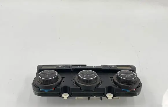 Volkswagen PASSAT B6 Climate control unit