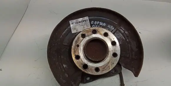 Opel Zafira B Rear wheel hub spindle/knuckle 