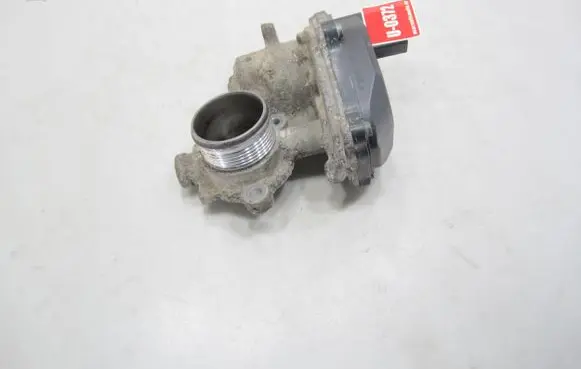 Volkswagen Golf VII EGR valve 04L131501C 02250 A2C53420794
