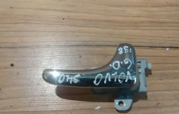 Volvo S40, V40 Rear door interior handle