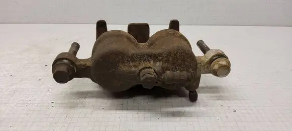 Mitsubishi Outlander Front brake caliper