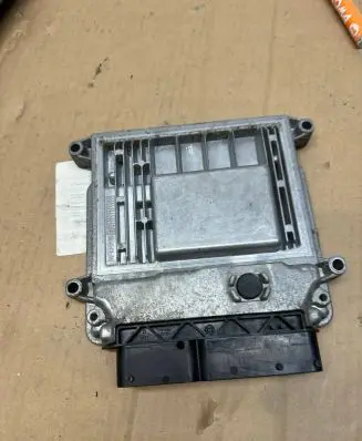 KIA Ceed Engine ECU kit and lock set 391102B660