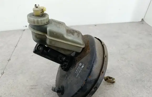 Volkswagen Transporter - Caravelle T4 Brake booster 701612101H