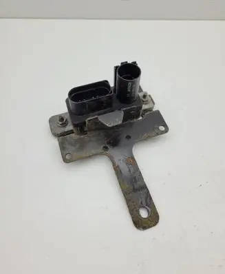 Jaguar XE Glow plug pre-heat relay GX7312B533AC 0281003129