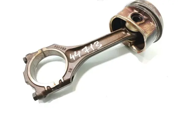 Volkswagen Touareg I Piston with connecting rod 