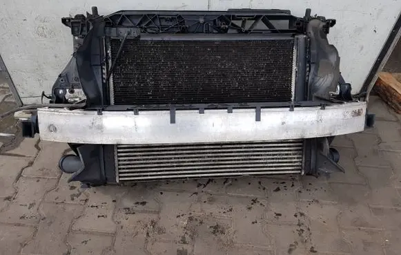 Audi Q3 8U Radiator set 