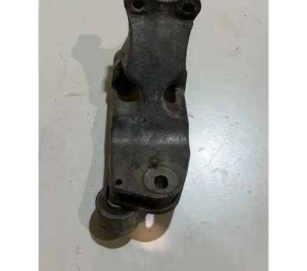 Ford Mustang VI Engine mounting bracket FR3C6B033CA