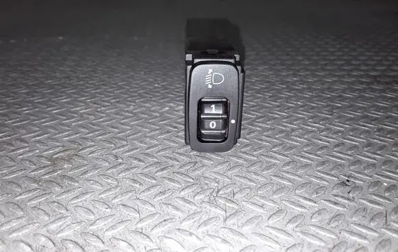 Mitsubishi Pajero Headlight level height control switch