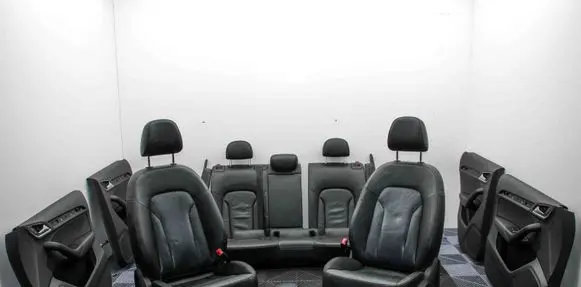 Audi Q3 8U Seat set 