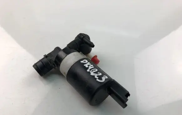 Renault Laguna II Windscreen/windshield washer pump 8200031805