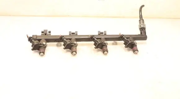 Renault Megane III Fuel main line pipe