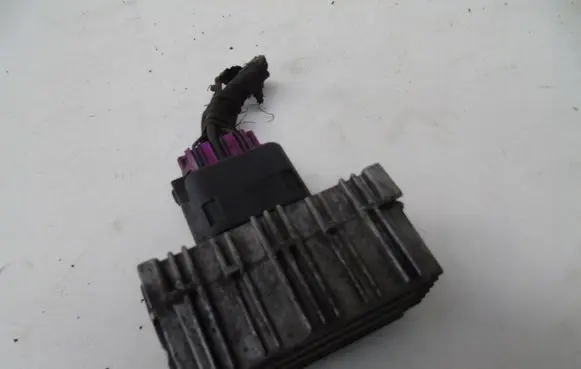 Opel Antara Glow plug pre-heat relay 55354141