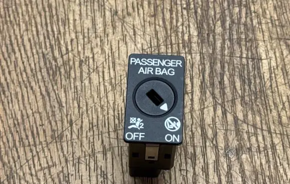 Audi Q5 SQ5 Passenger airbag on/off switch 5Q0919237