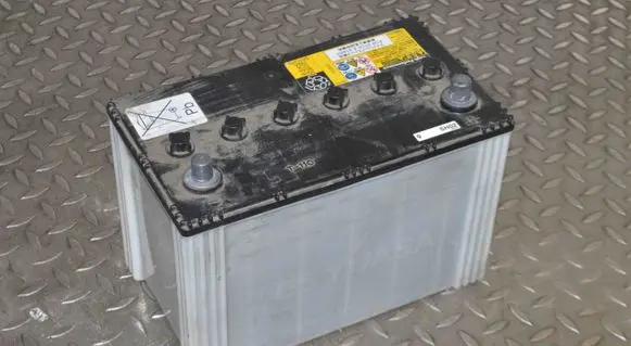 Mazda 3 II Car battery 