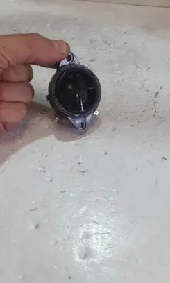 Front door high frequency speaker