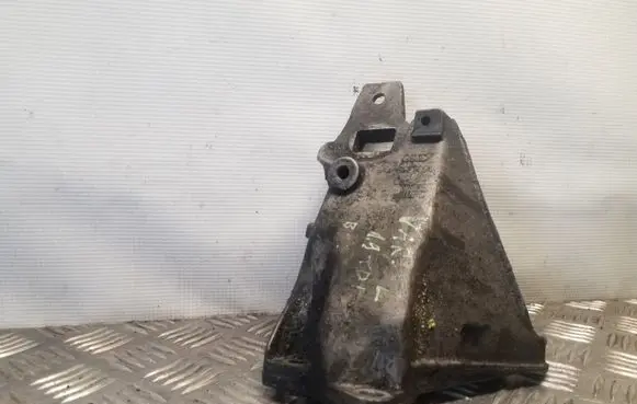 Audi 80 90 S2 B4 Engine mounting bracket 8A0199307C