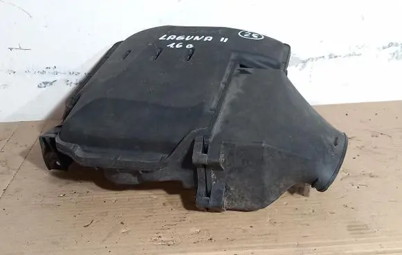 Renault Laguna II Air filter box 8200029582