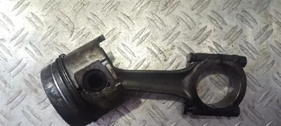 Citroen Berlingo Piston with connecting rod