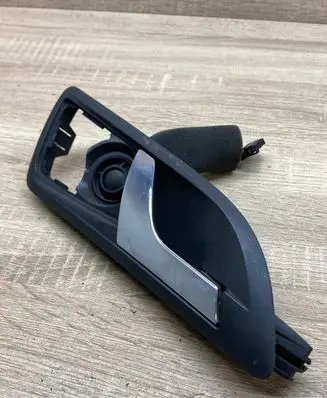 Skoda Octavia Mk2 (1Z) Rear door interior handle 1Z0839248