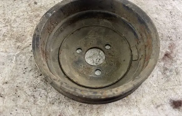 Mercedes-Benz C W202 Water pump pulley 