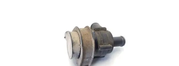 Ford Focus Webasto circulation pump for autonomous heater AV618564AB