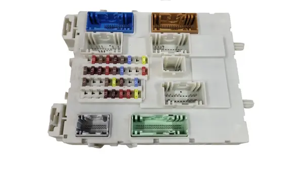 Volvo V40 Fuse module 31394963 8624165521 300814