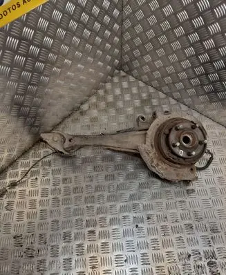 Subaru Legacy Rear wheel hub spindle/knuckle 