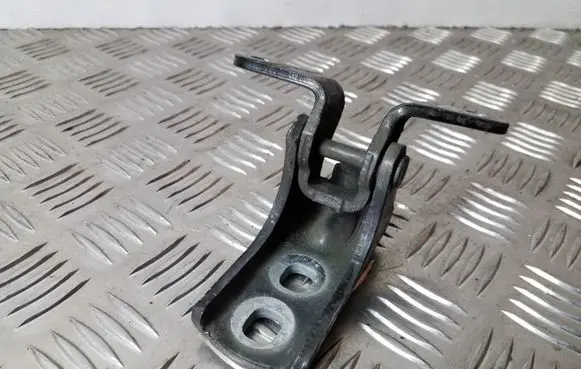 Opel Astra J Front door upper hinge