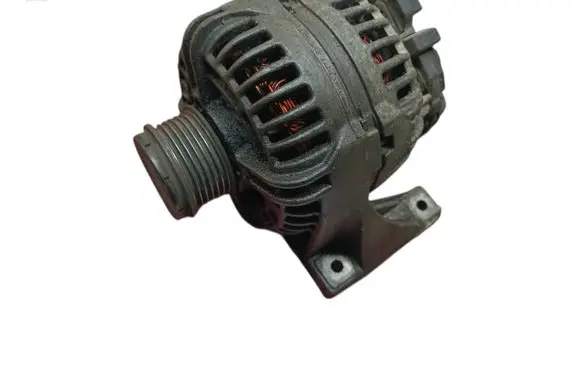 Volvo V70 Generator/alternator 8676498 0124525029 14V75140A