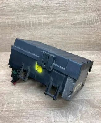 Chrysler Grand Voyager IV Fuse module 05144579AC 85144589AC