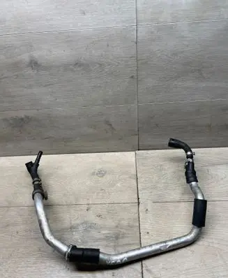 Volvo XC90 Engine coolant pipe/hose