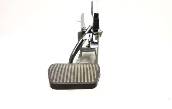 Volvo XC90 Brake pedal