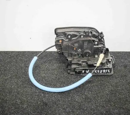 Mini One - Cooper F56 F55 Coupe door lock (next to the handle) 7281931